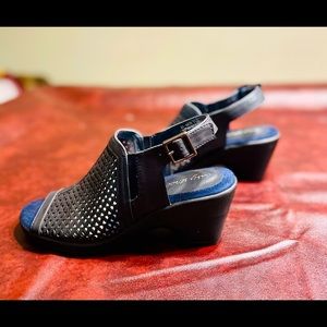 Navy Blue Mules by Easy Street 7.5